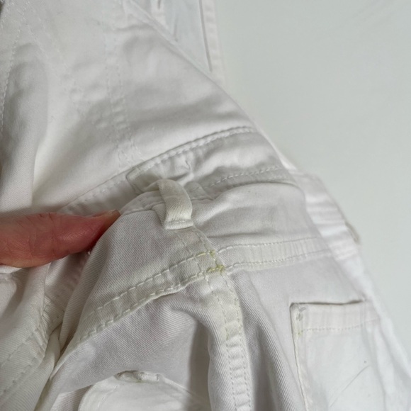 5/20$ White mini shorts Overalls size medium - Picture 5 of 7